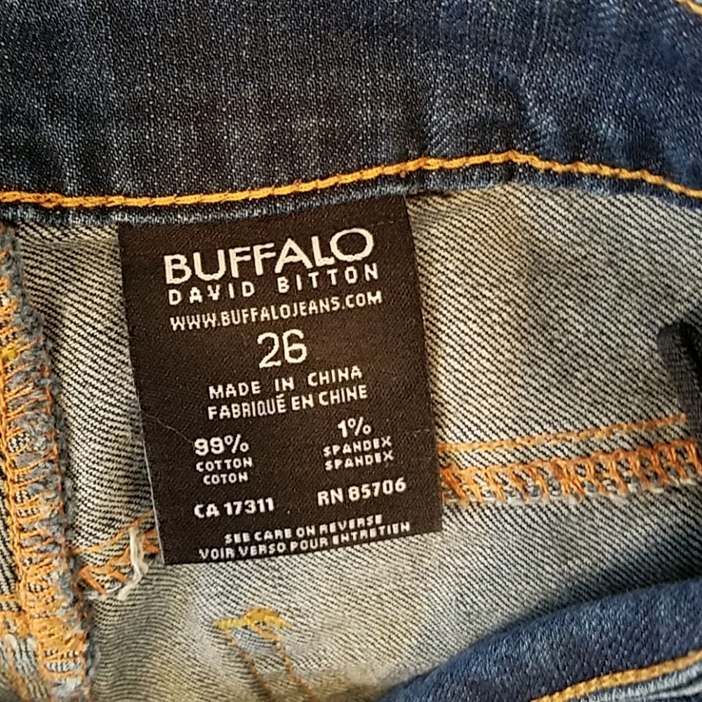 Jeans - Picture 3 of 4